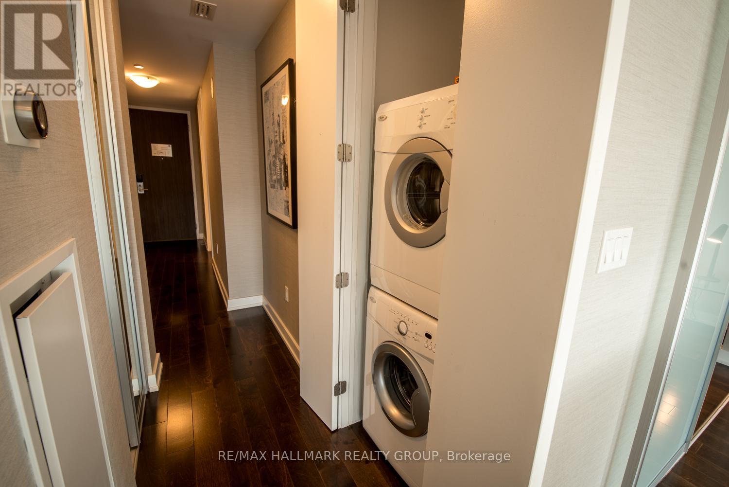 Photo 8 of 1402 111 Champagne Avenue, Ottawa ON