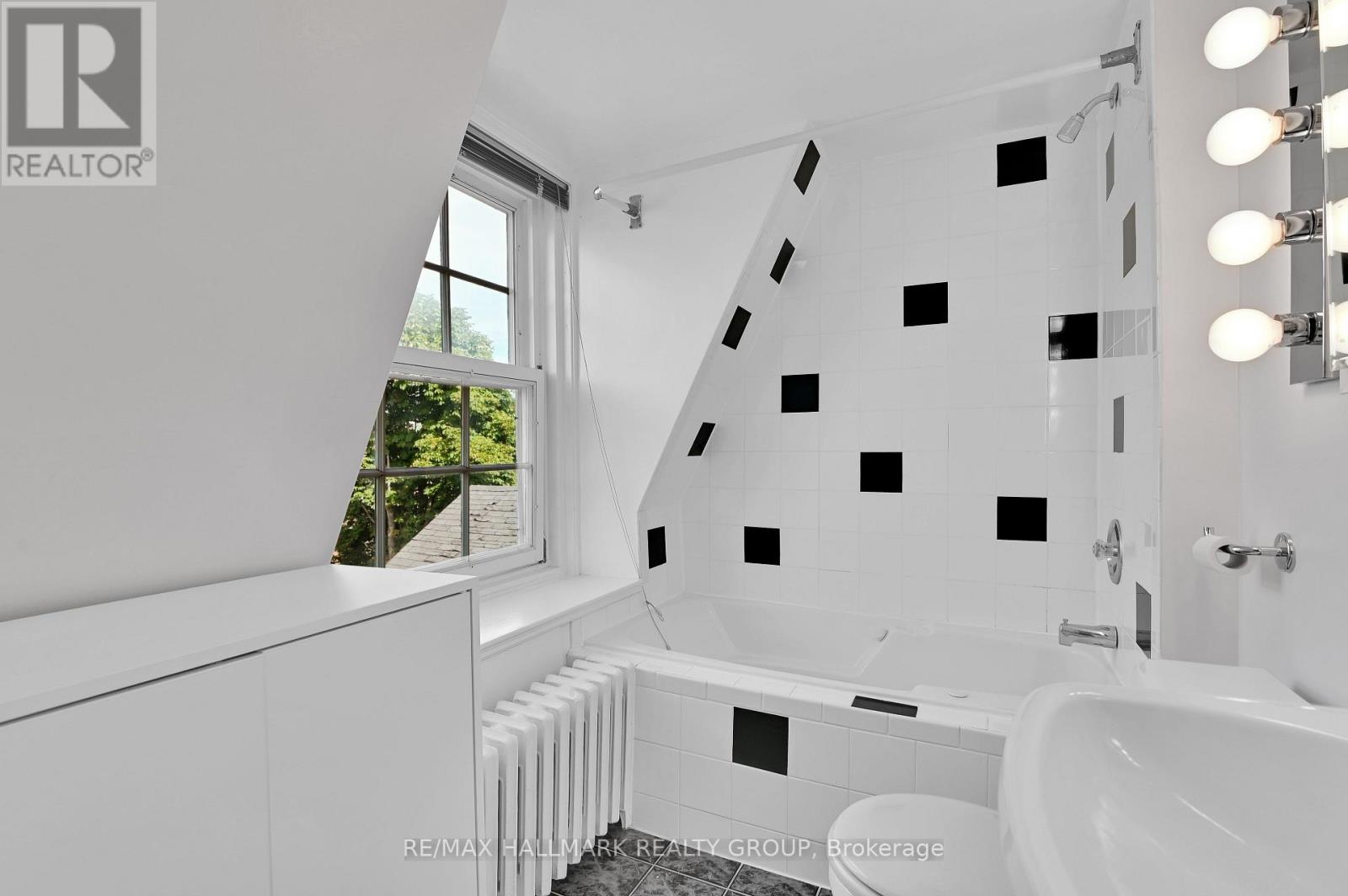 Photo 31 of 5 315 Daly Avenue, Ottawa ON