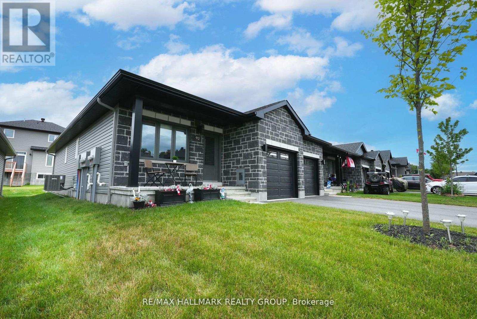 Photo 3 of 92 Seabert Drive, Arnprior ON