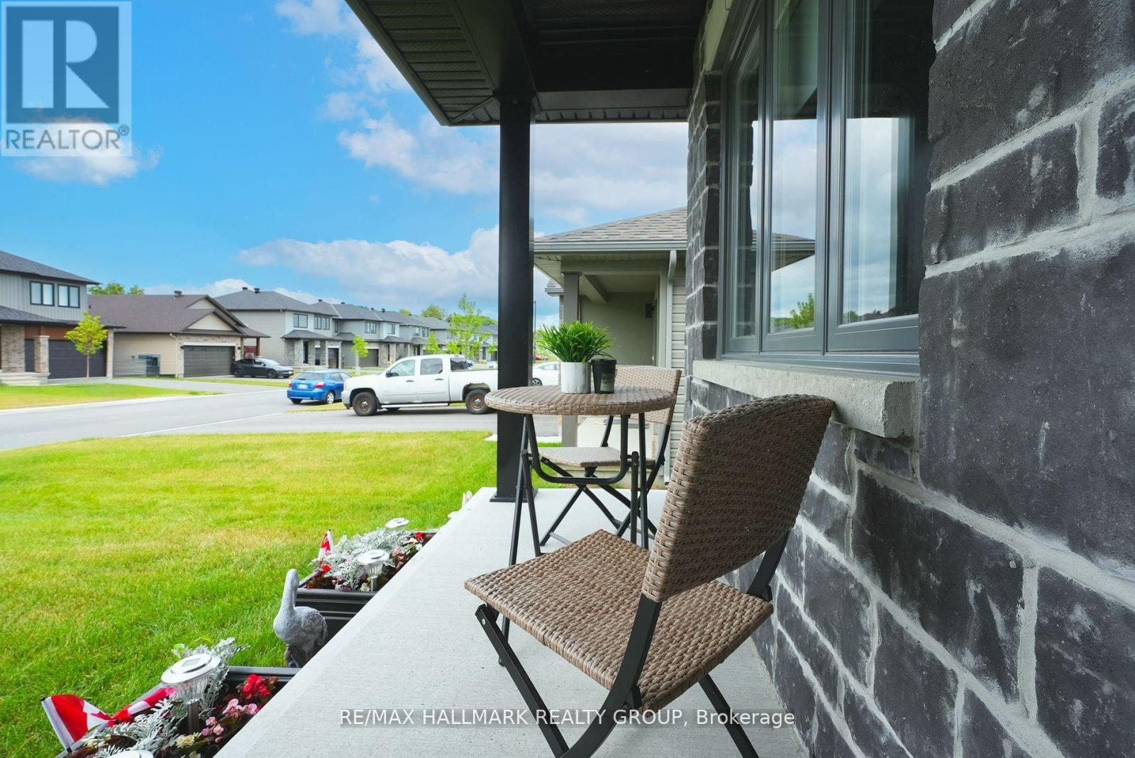 Photo 6 of 92 Seabert Drive, Arnprior ON