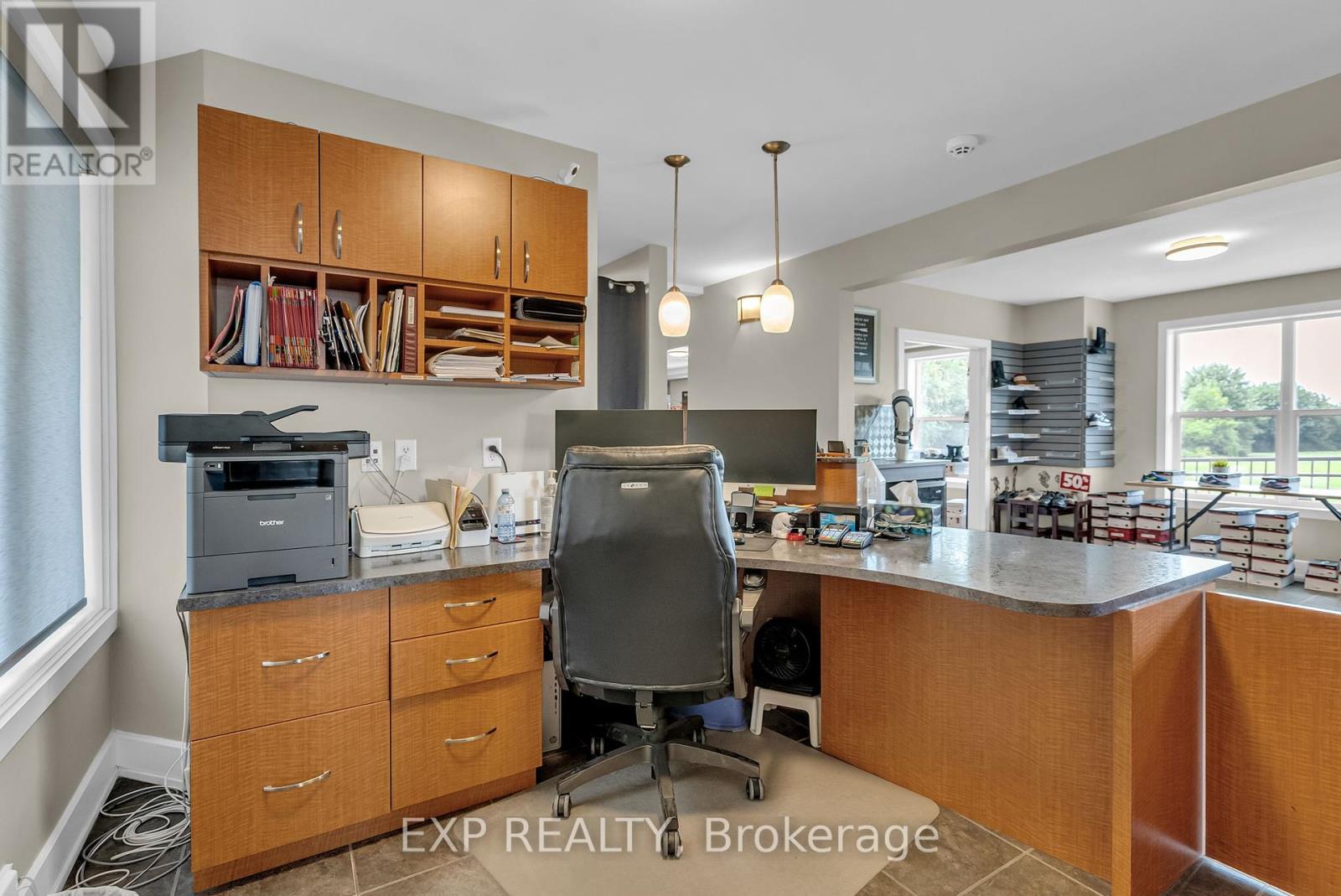 Photo 6 of 1014 Maitland Avenue, Ottawa ON