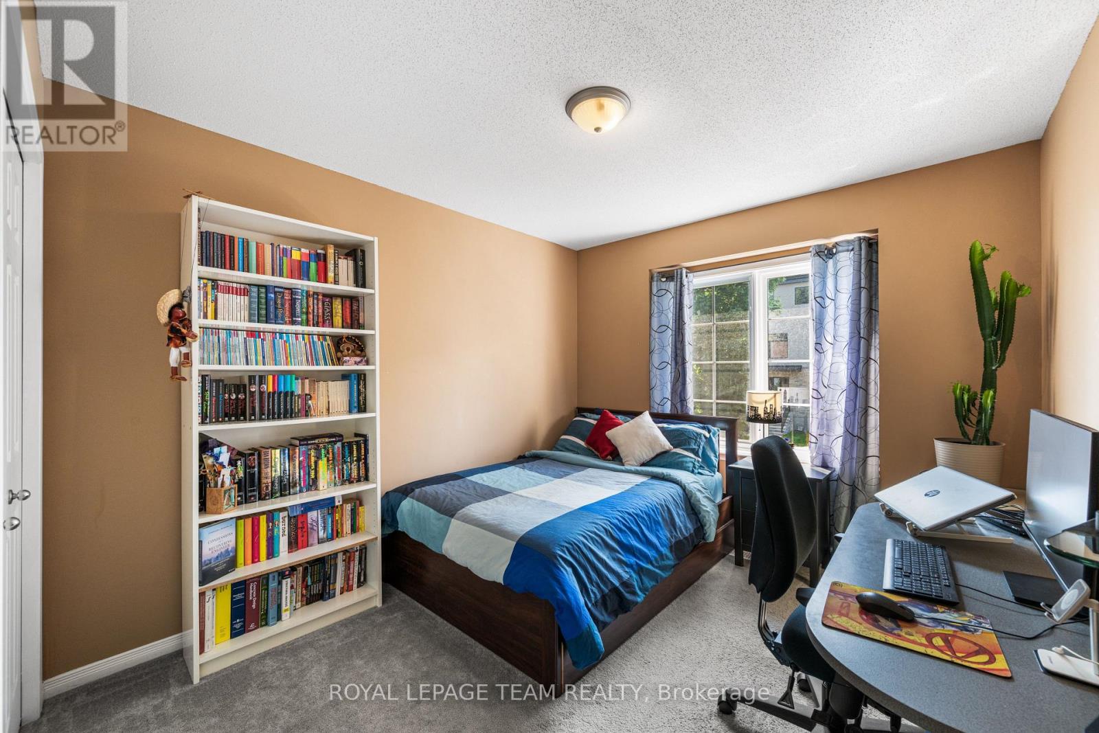 Photo 25 of 25 Inverkip Avenue, Ottawa ON