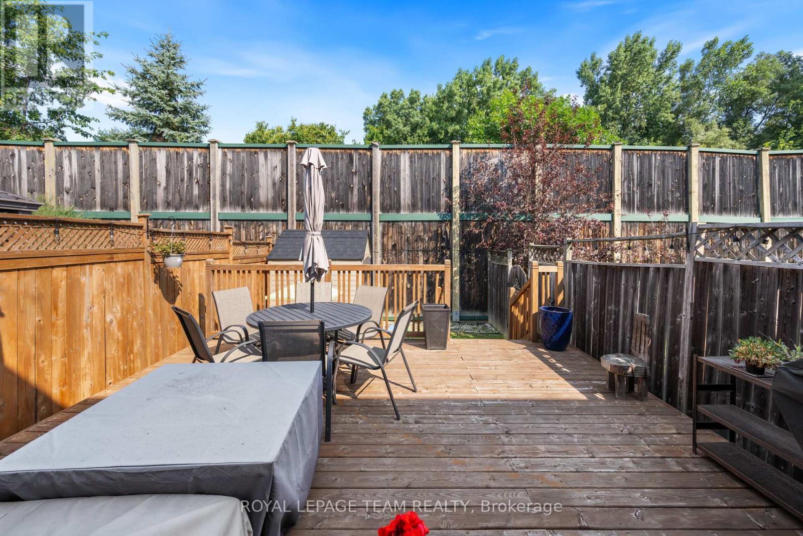 Photo 38 of 25 Inverkip Avenue, Ottawa ON