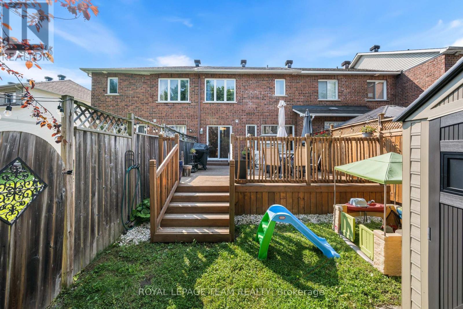 Photo 40 of 25 Inverkip Avenue, Ottawa ON