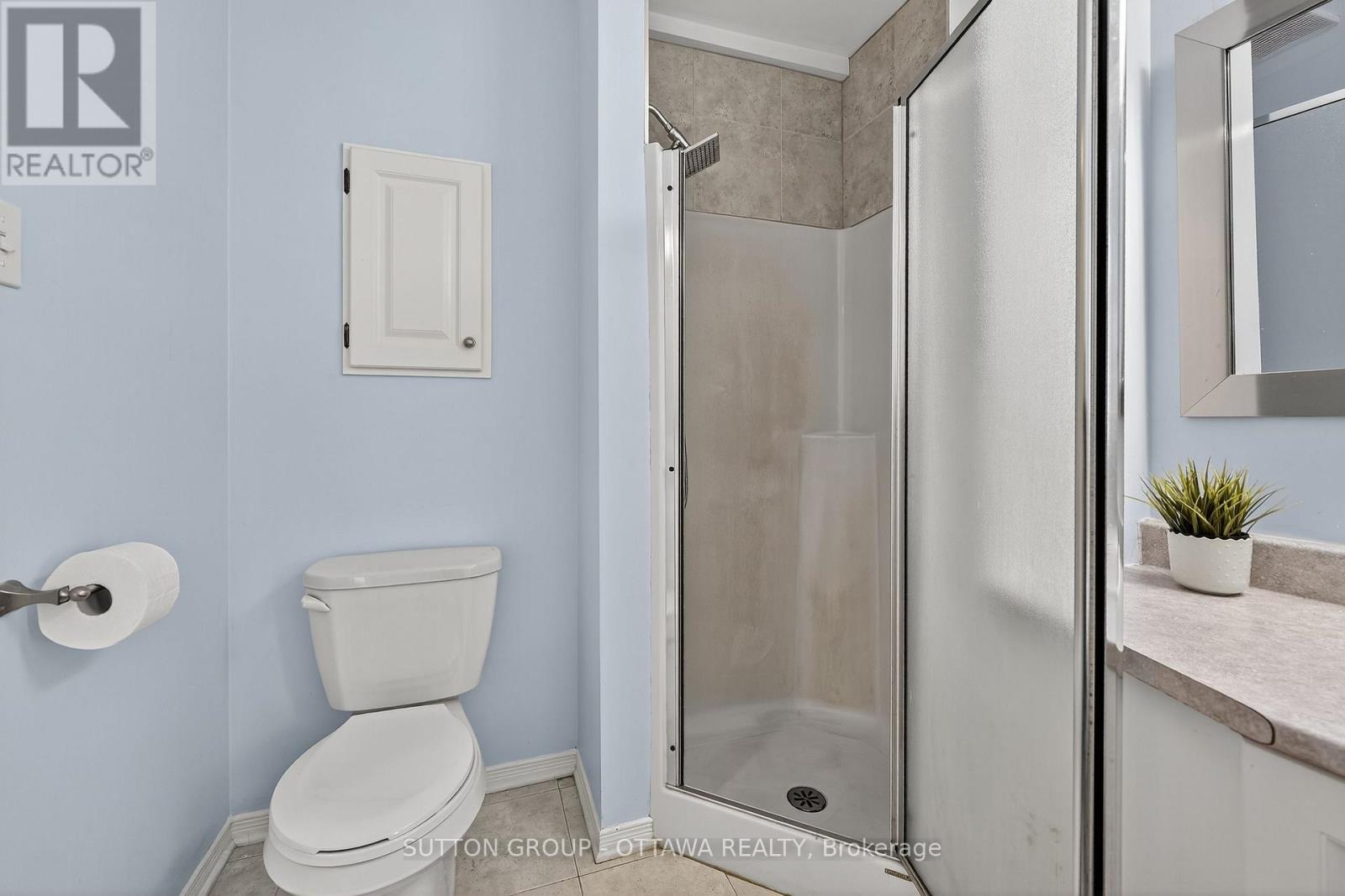 Photo 21 of 59 Thornbury Crescent, Ottawa ON