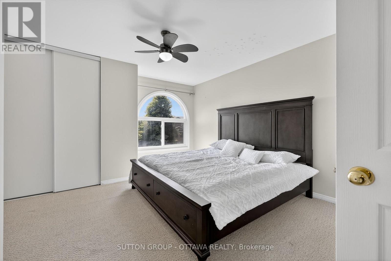 Photo 22 of 59 Thornbury Crescent, Ottawa ON