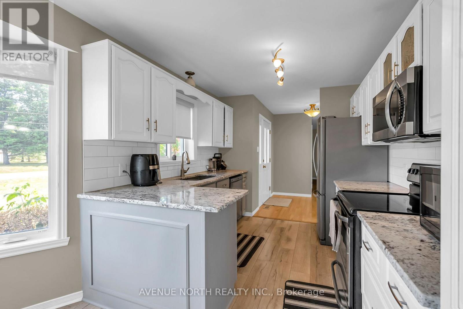 Photo 10 of 5514 Poplar Avenue, South Stormont ON