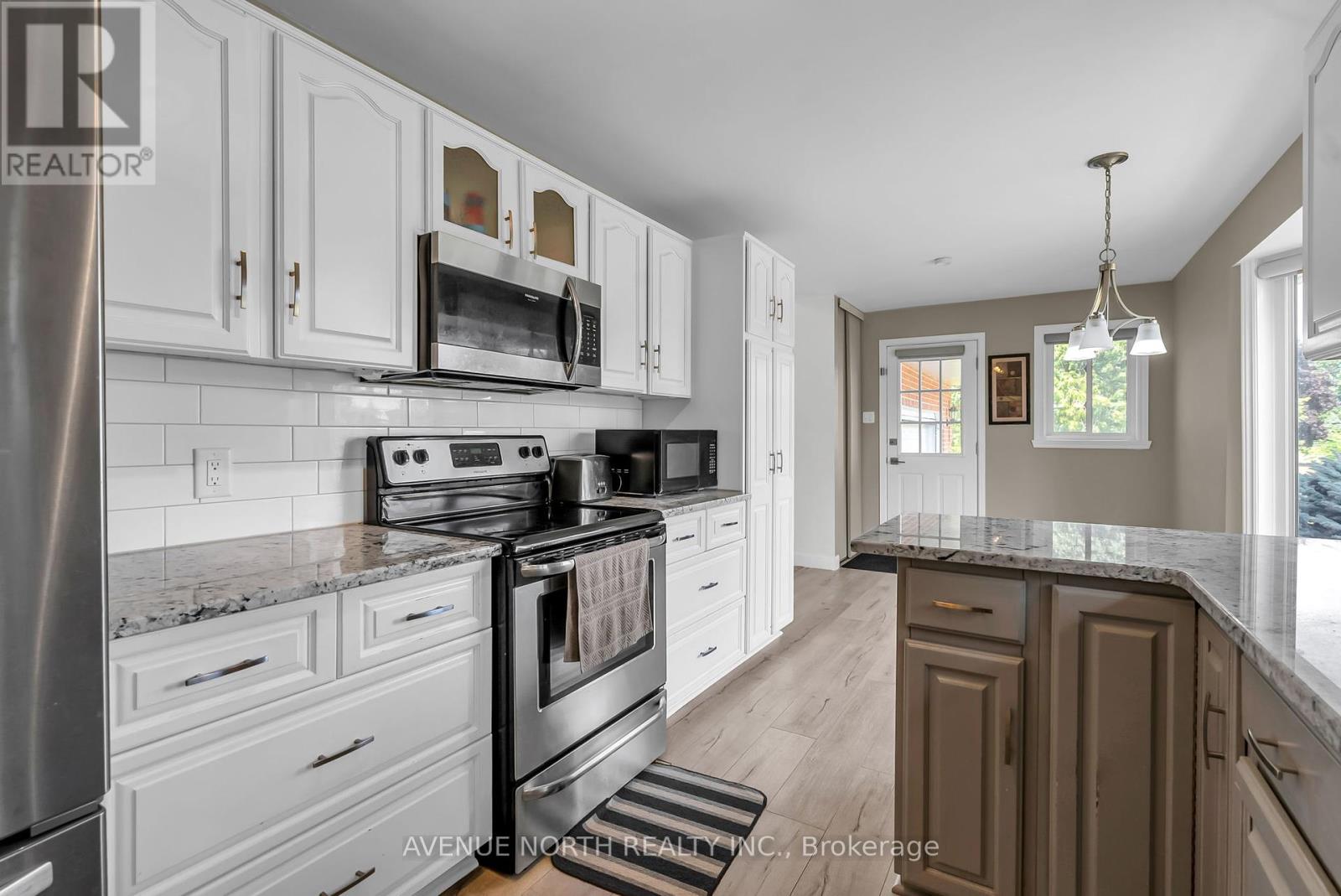 Photo 8 of 5514 Poplar Avenue, South Stormont ON