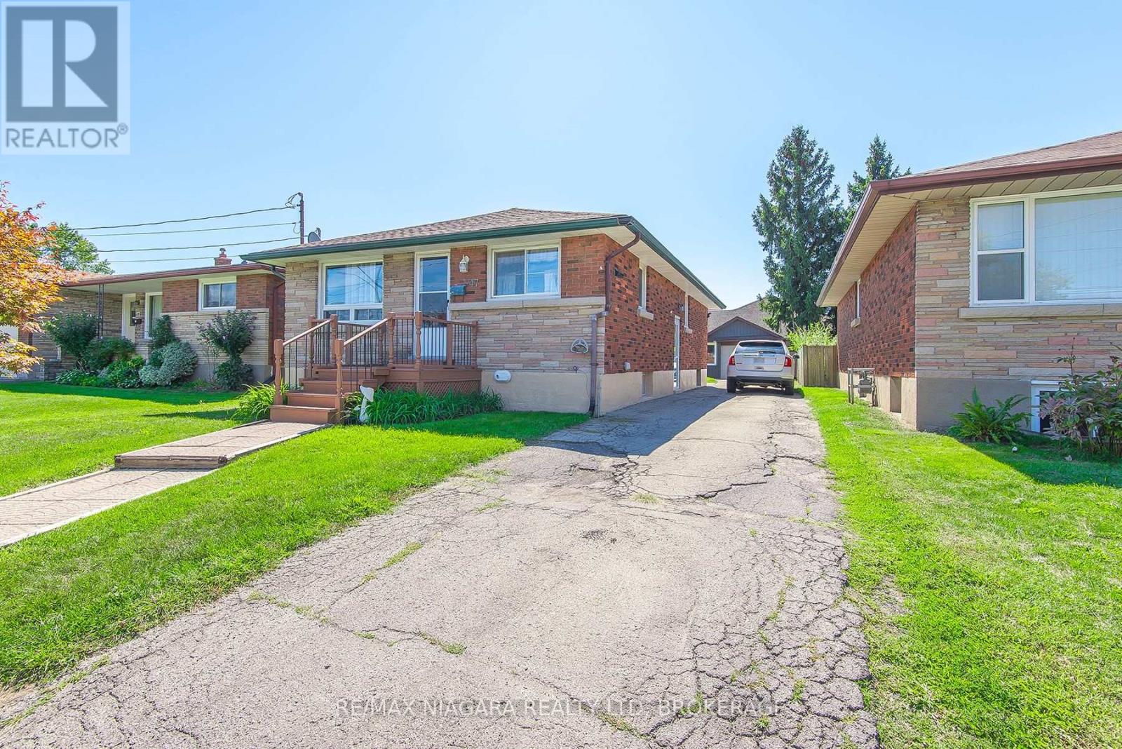 Photo 1 of 47 Lincoln Street, Welland ON