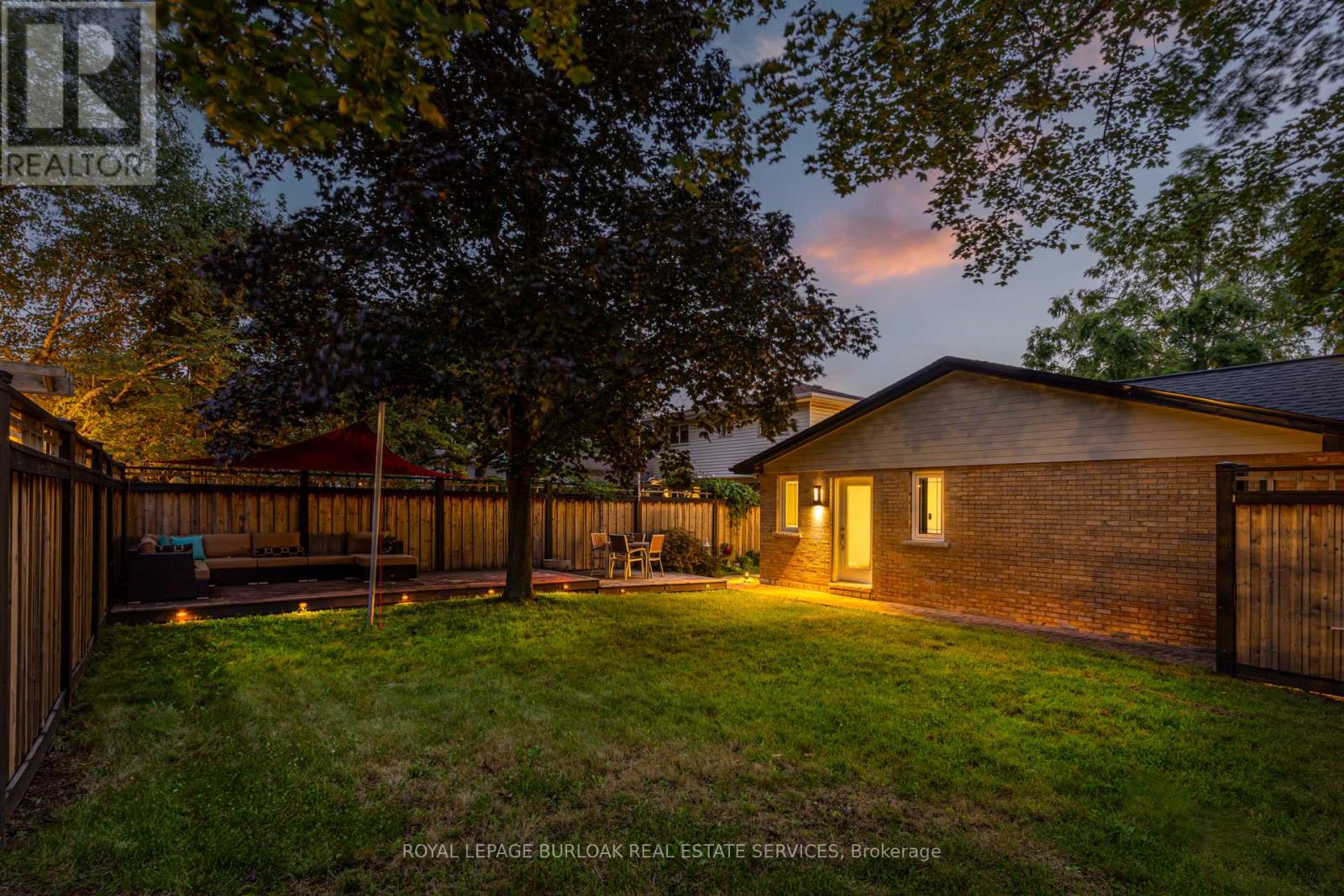 Photo 50 of 313 Silvana Crescent, Burlington ON