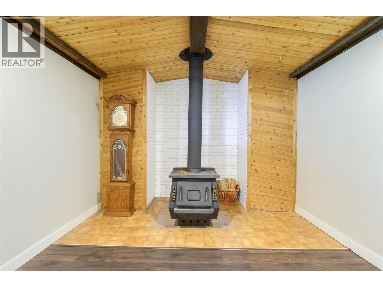  10580 Teresa Road, Lake Country