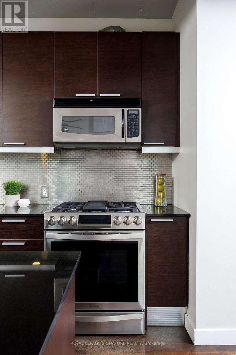 Photo 12 of 801 169 John Street, Toronto ON