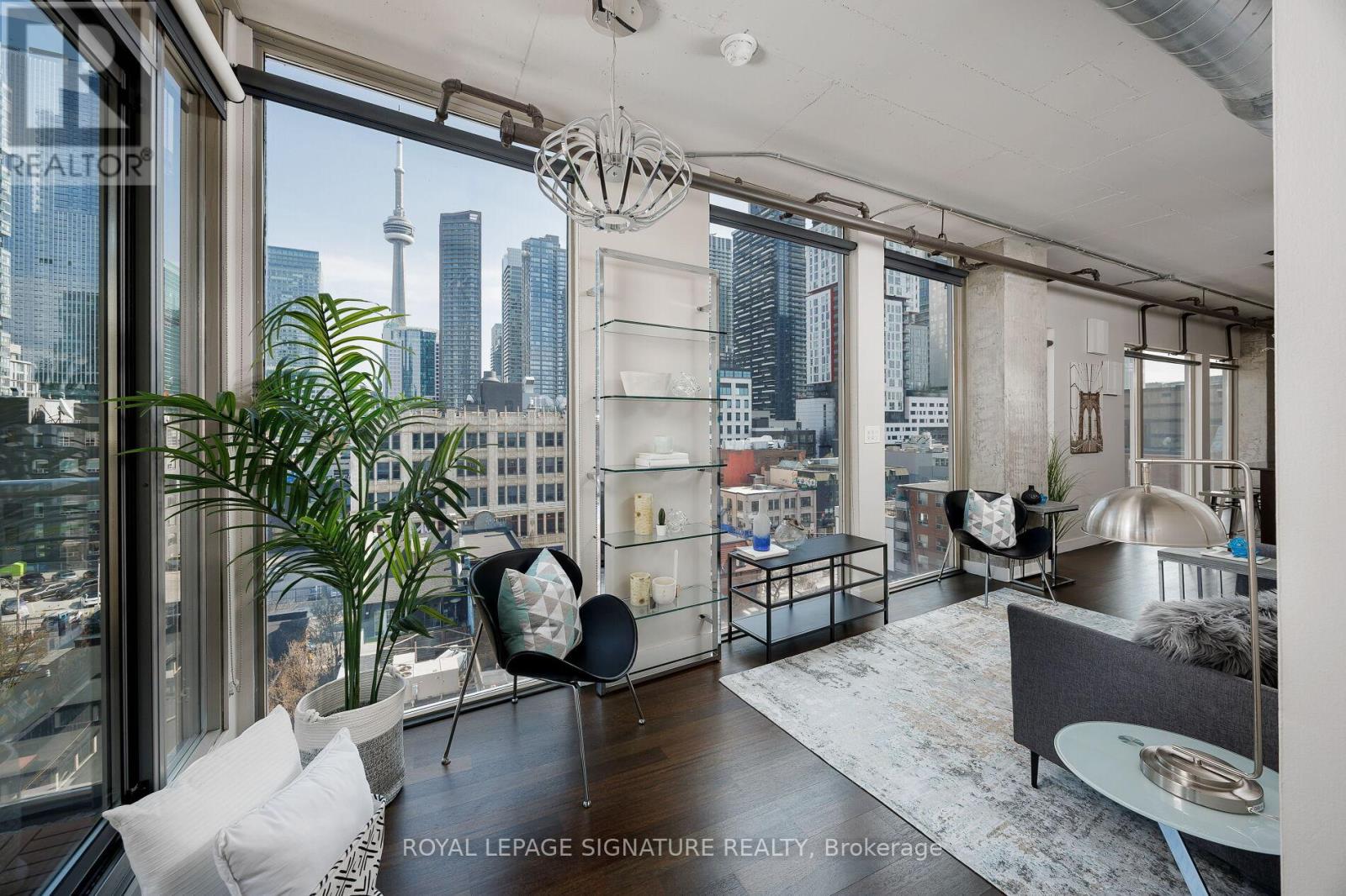 Photo 3 of 801 169 John Street, Toronto ON