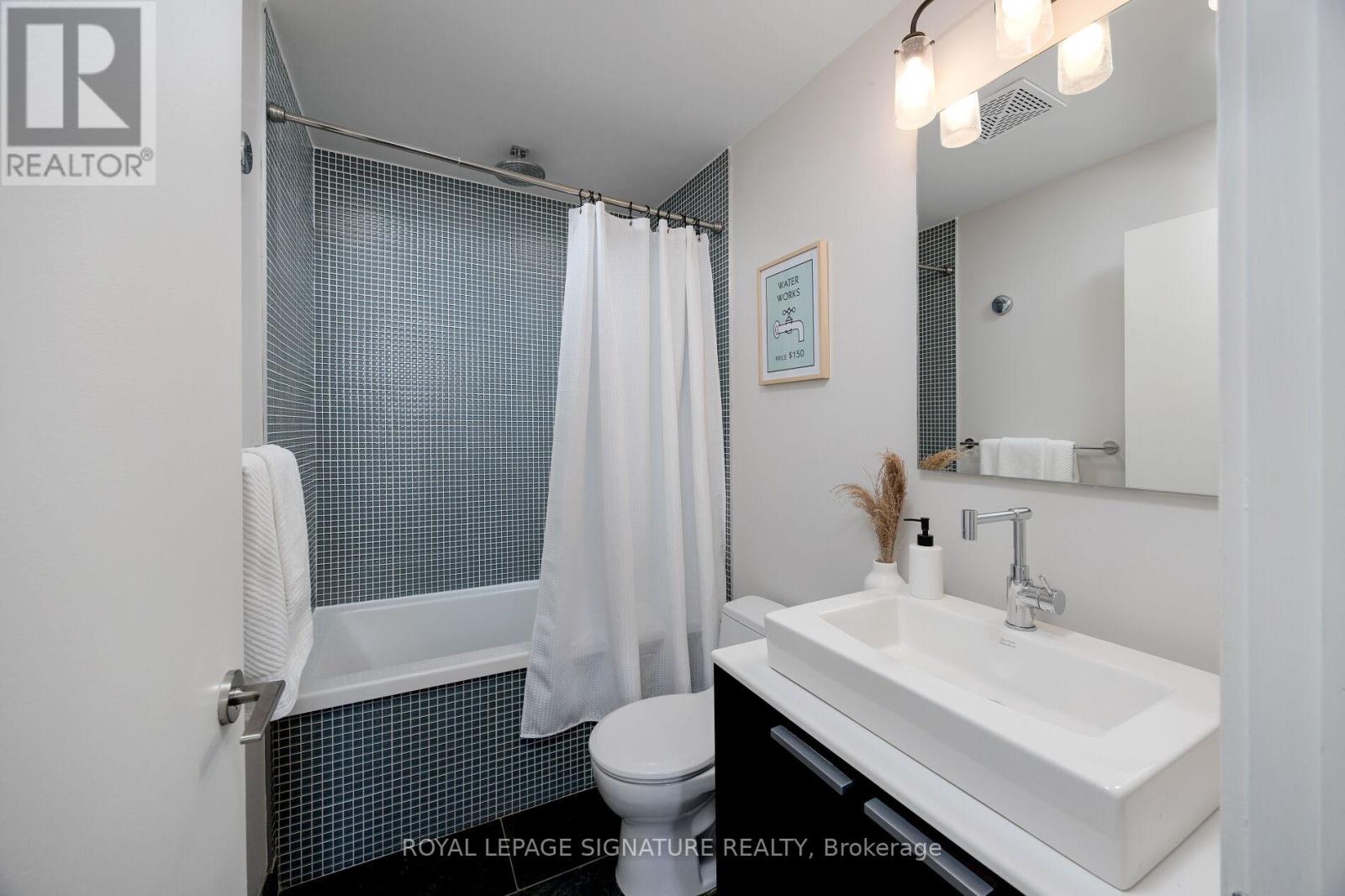 Photo 34 of 801 169 John Street, Toronto ON