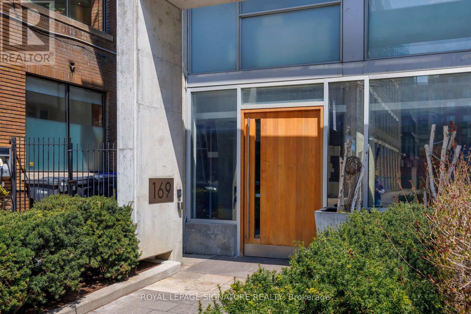 Photo 37 of 801 169 John Street, Toronto ON