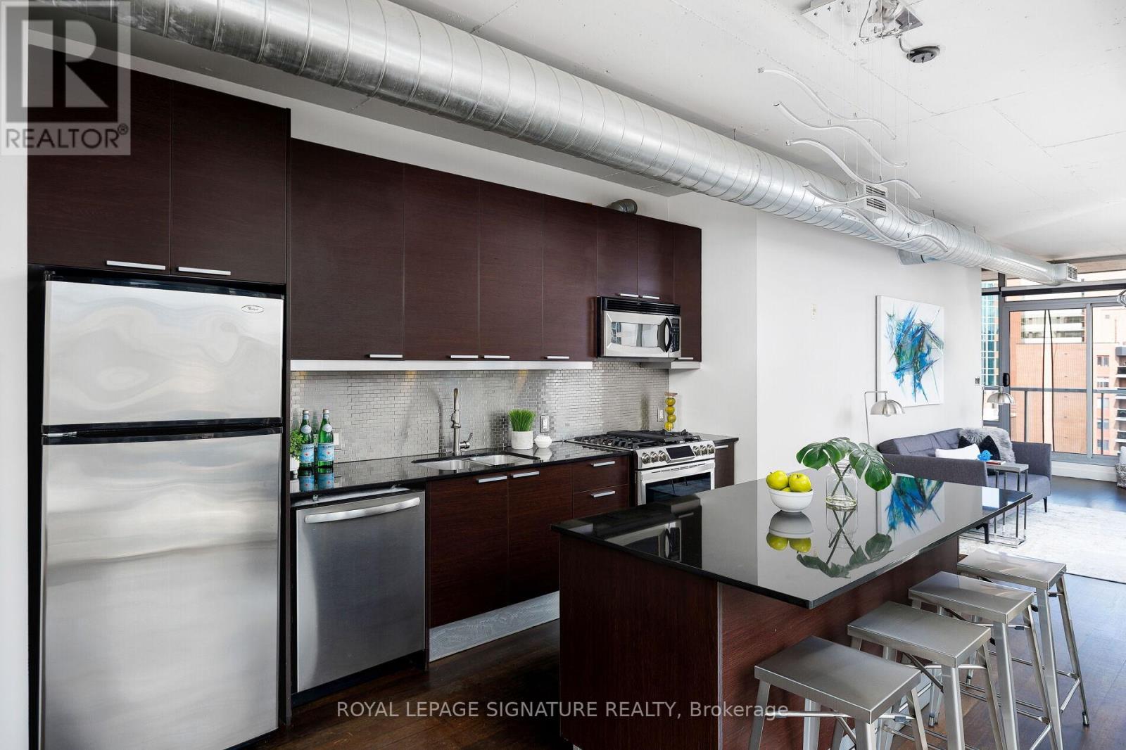 Photo 6 of 801 169 John Street, Toronto ON