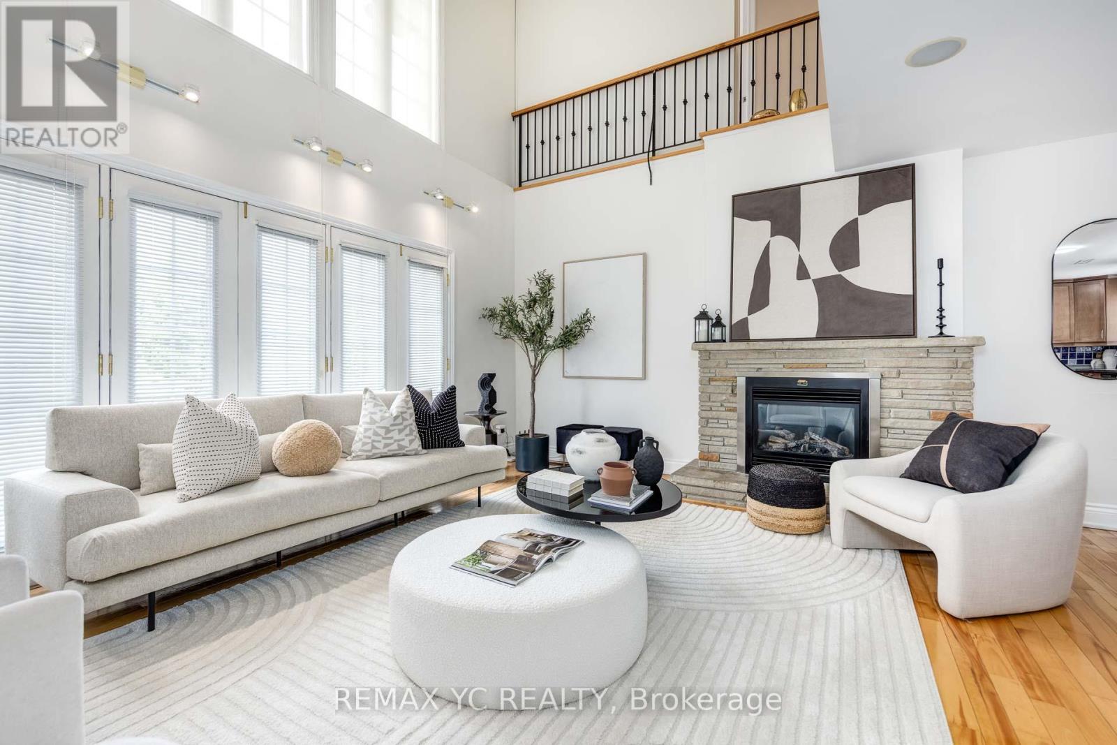 Photo 11 of 18 Mullet Road, Toronto ON