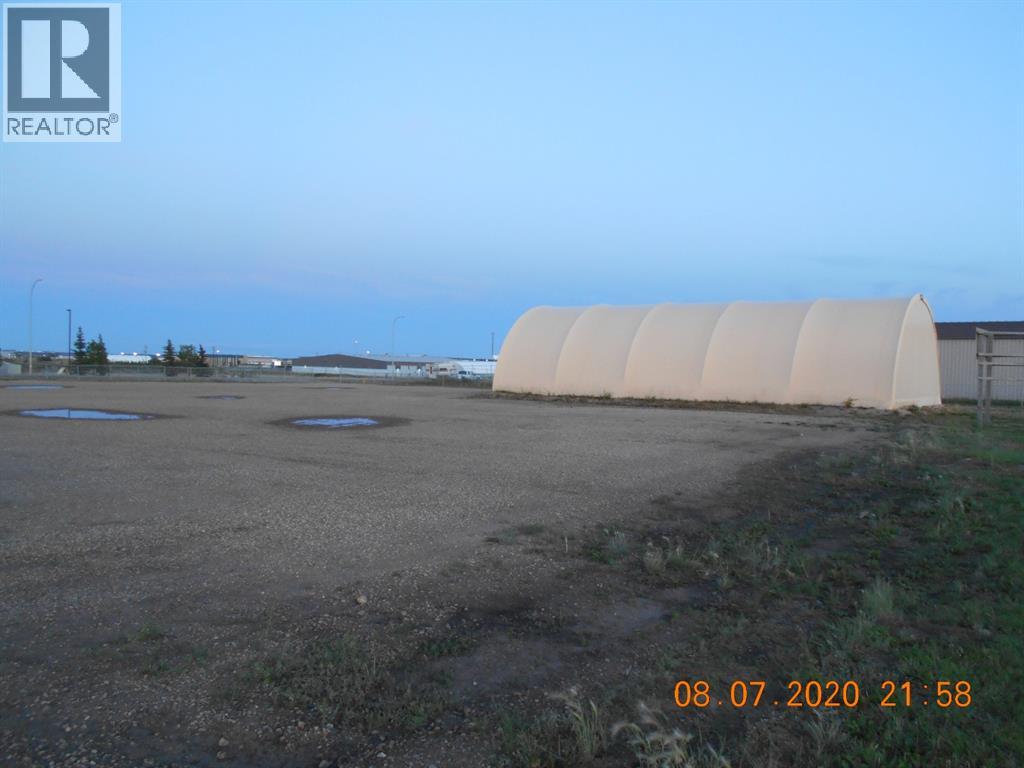 Photo 4 of 8606 99 Street, Clairmont AB