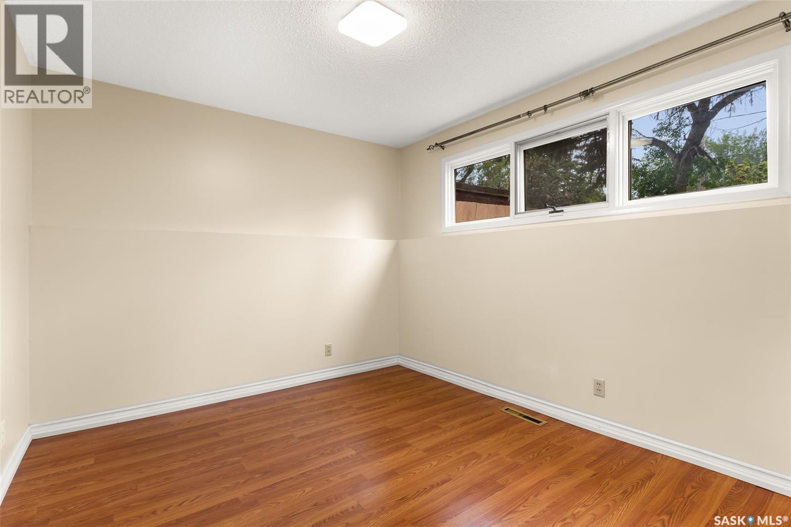Photo 25 of 1536 Uhrich Avenue, Regina SK