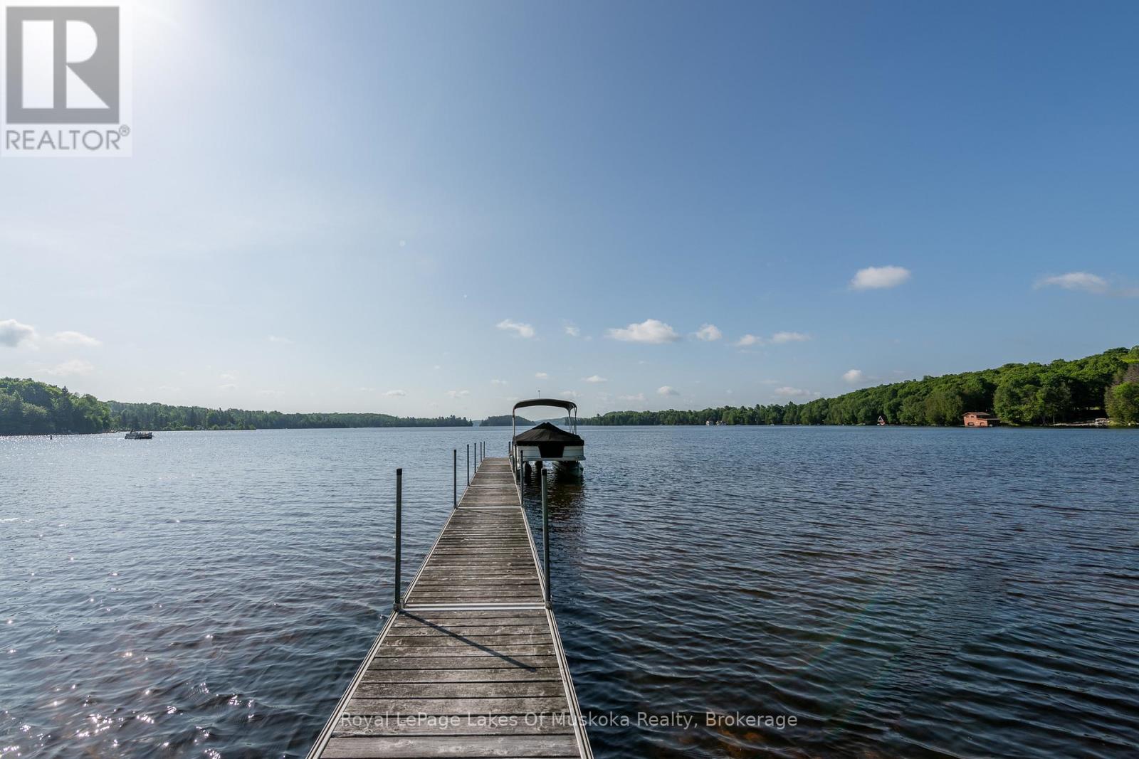 Photo 19 of 3105 520 Highway, Magnetawan ON