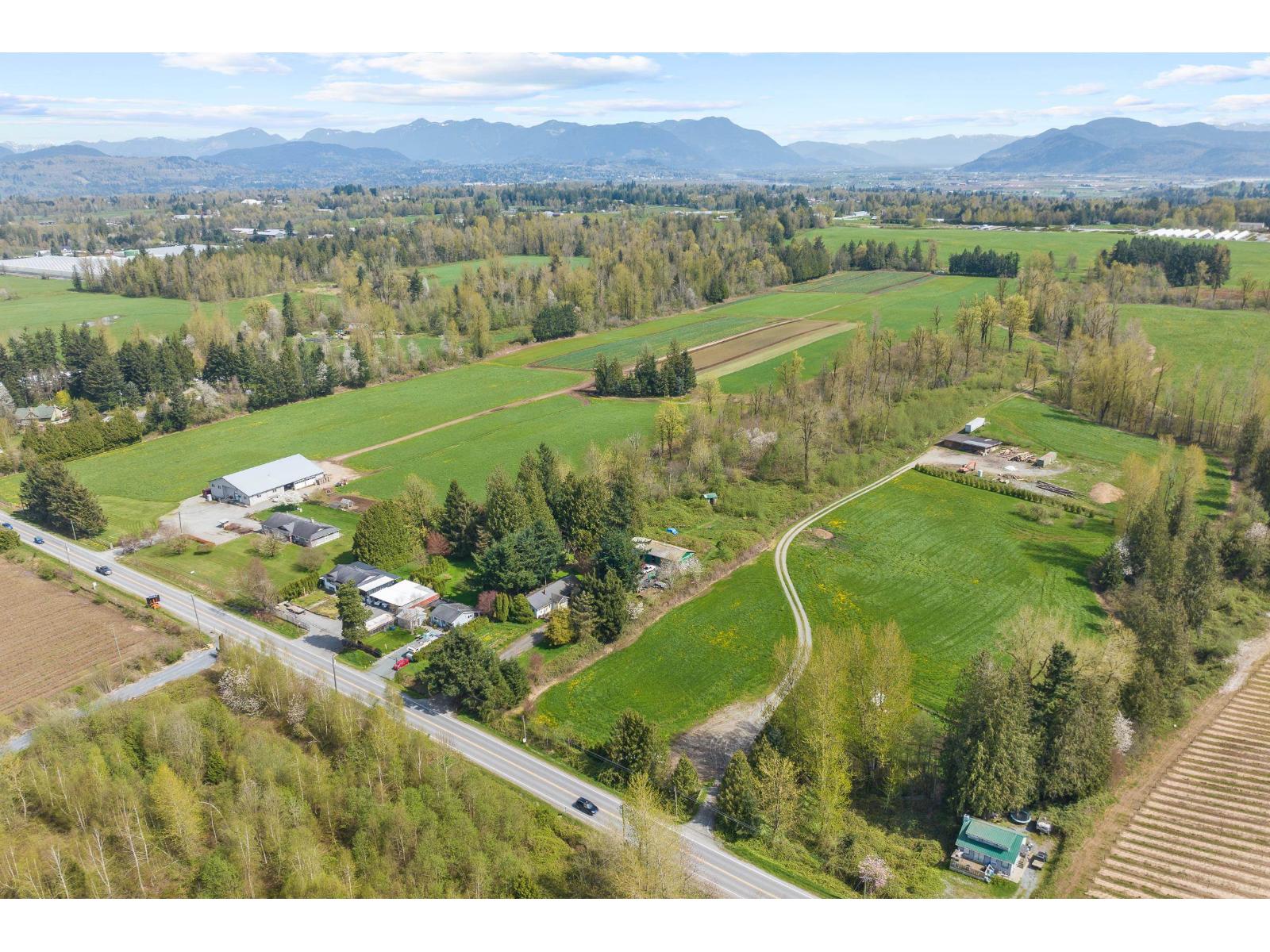 Photo 3 of 4162 Bradner Road, Abbotsford BC