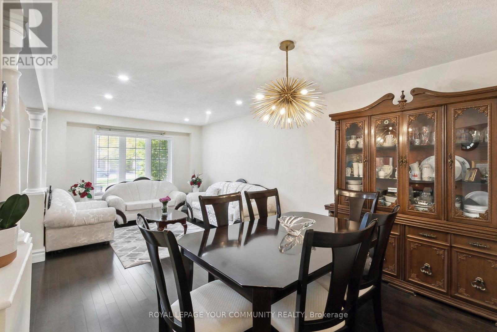 Photo 10 of 10 Greenhalf Drive, Ajax ON