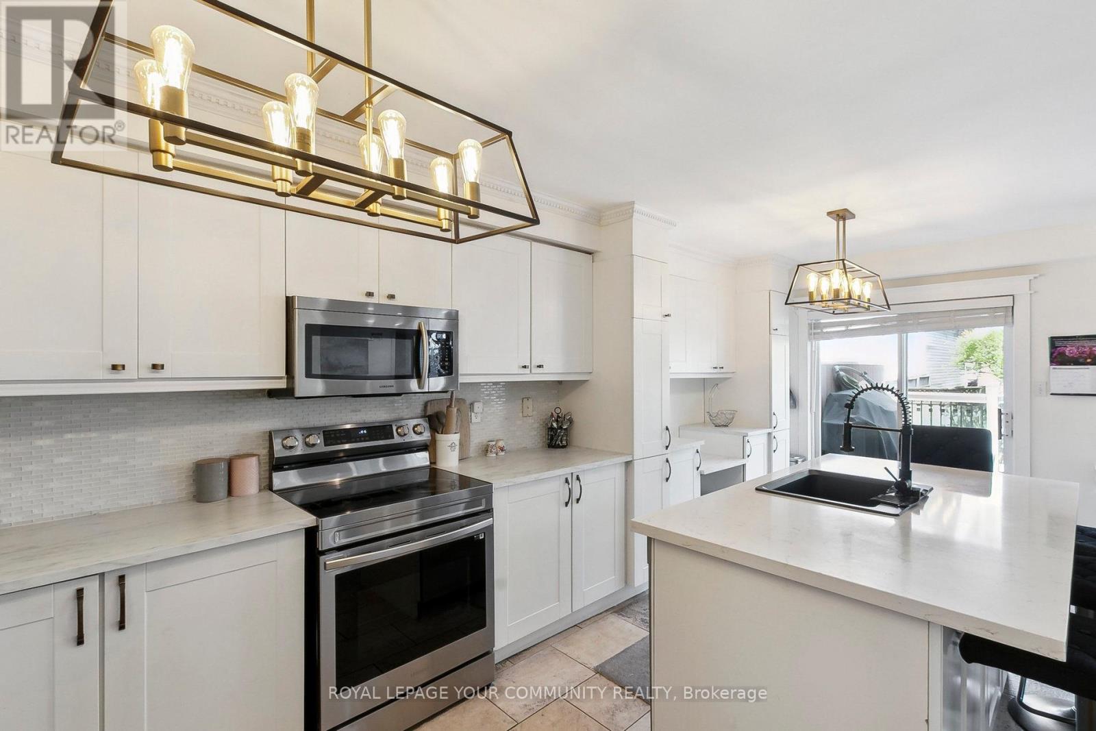 Photo 13 of 10 Greenhalf Drive, Ajax ON