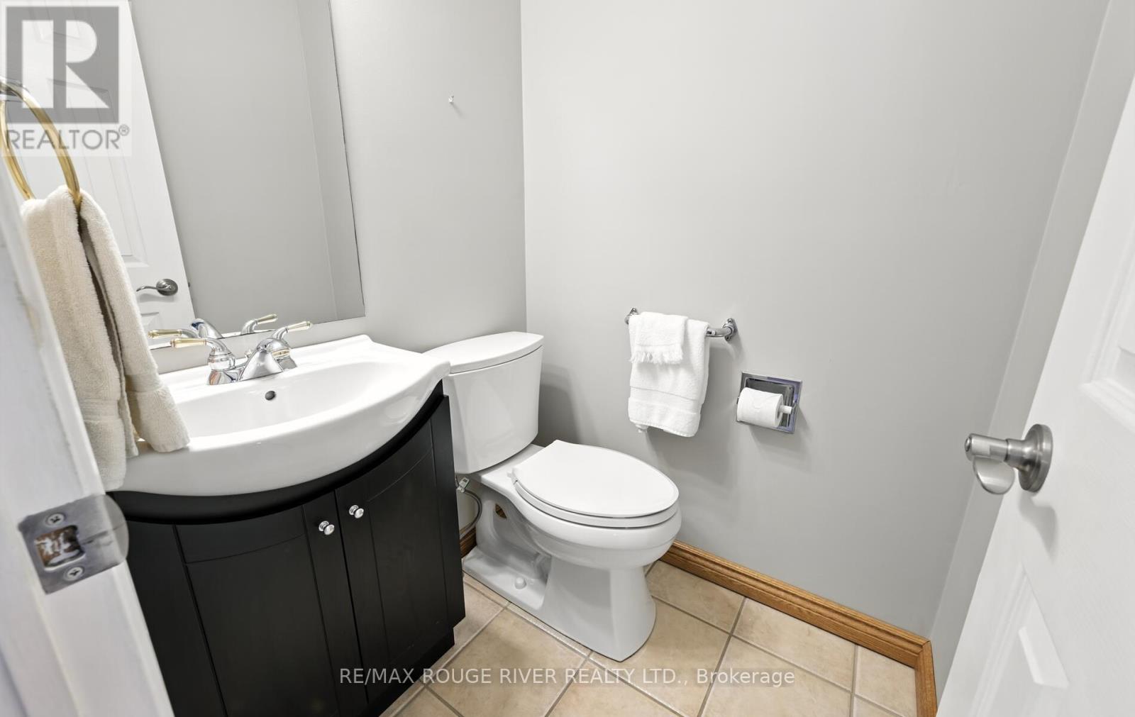 Photo 18 of 575 Dunrobin Court, Oshawa ON