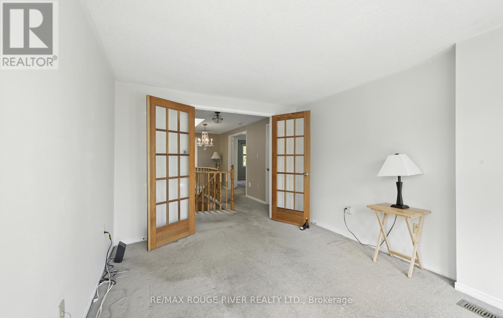 Photo 27 of 575 Dunrobin Court, Oshawa ON