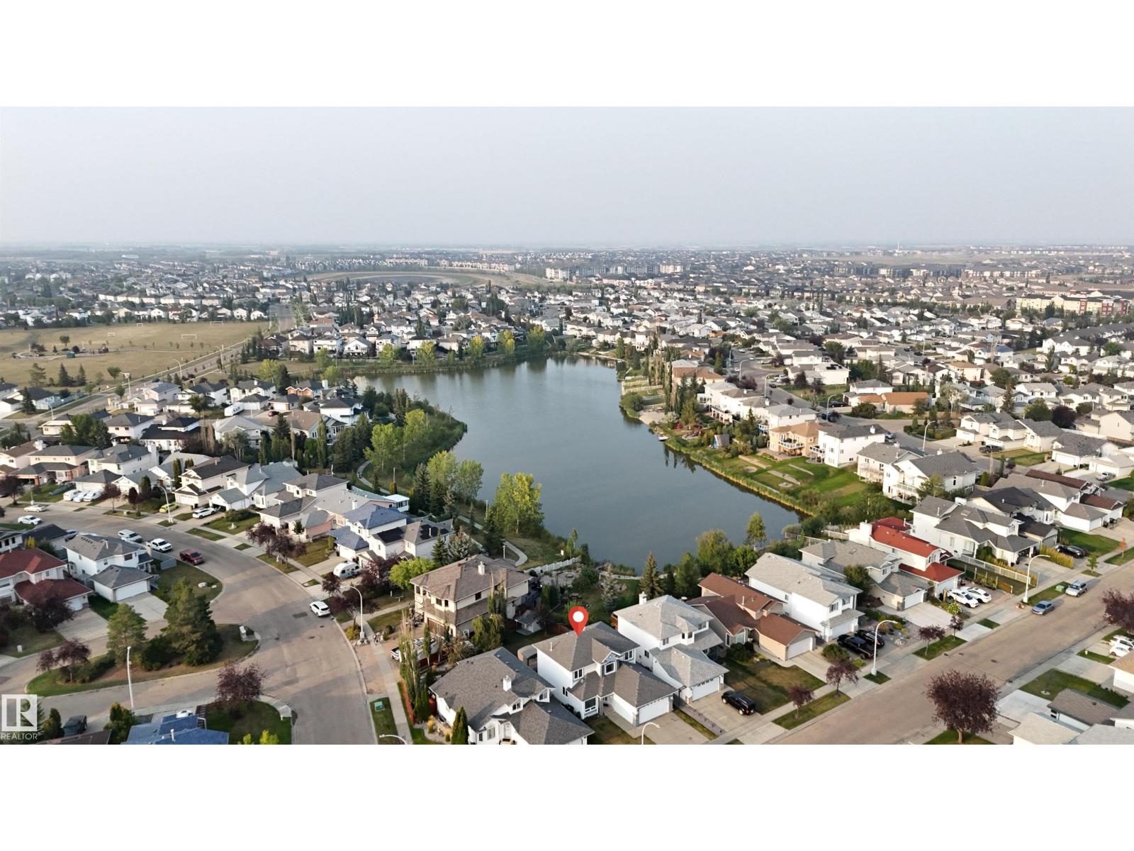 Photo 2 of 442 Klarvatten Lake Wd Nw, Edmonton AB