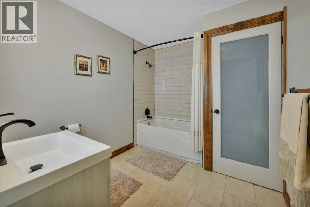 Photo 23 of 9 Cronquist Close, Red Deer AB