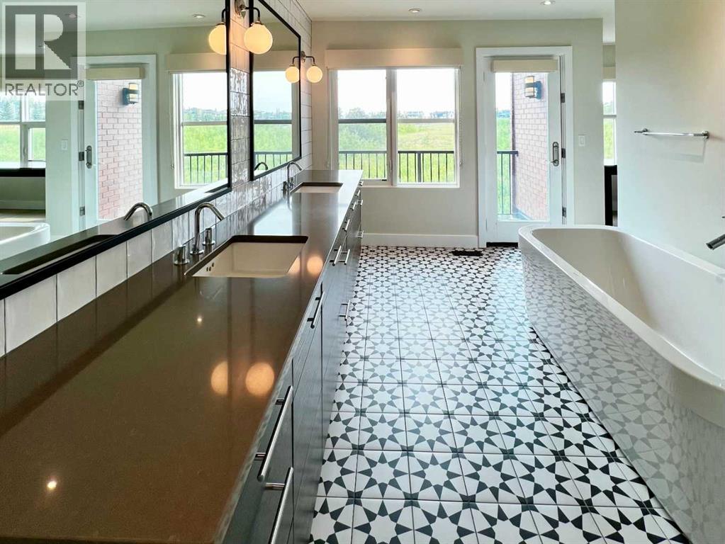 Photo 5 of 113 Aspen Meadows Hill Sw, Calgary AB