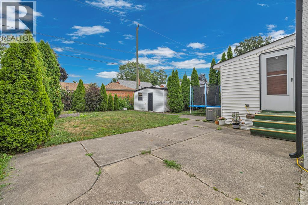Photo 27 of 1124 St Louis, Windsor ON
