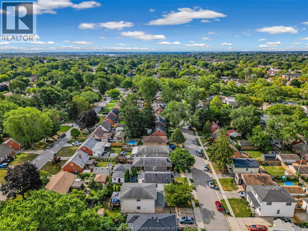 Photo 33 of 1124 St Louis, Windsor ON