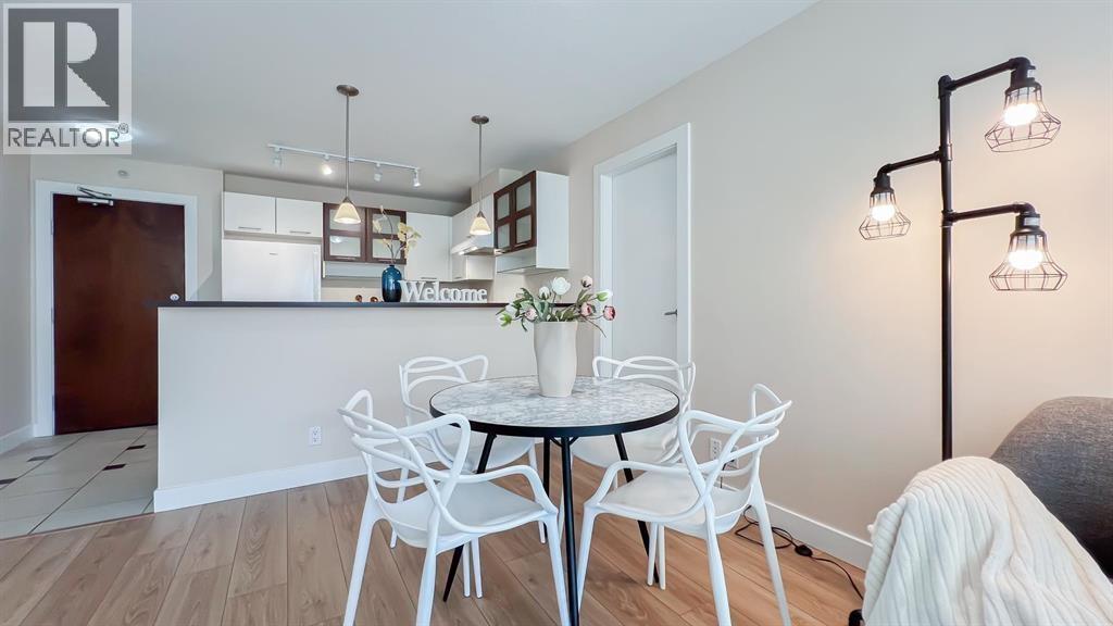 Photo 4 of 619 7831 Westminster Highway, Richmond BC