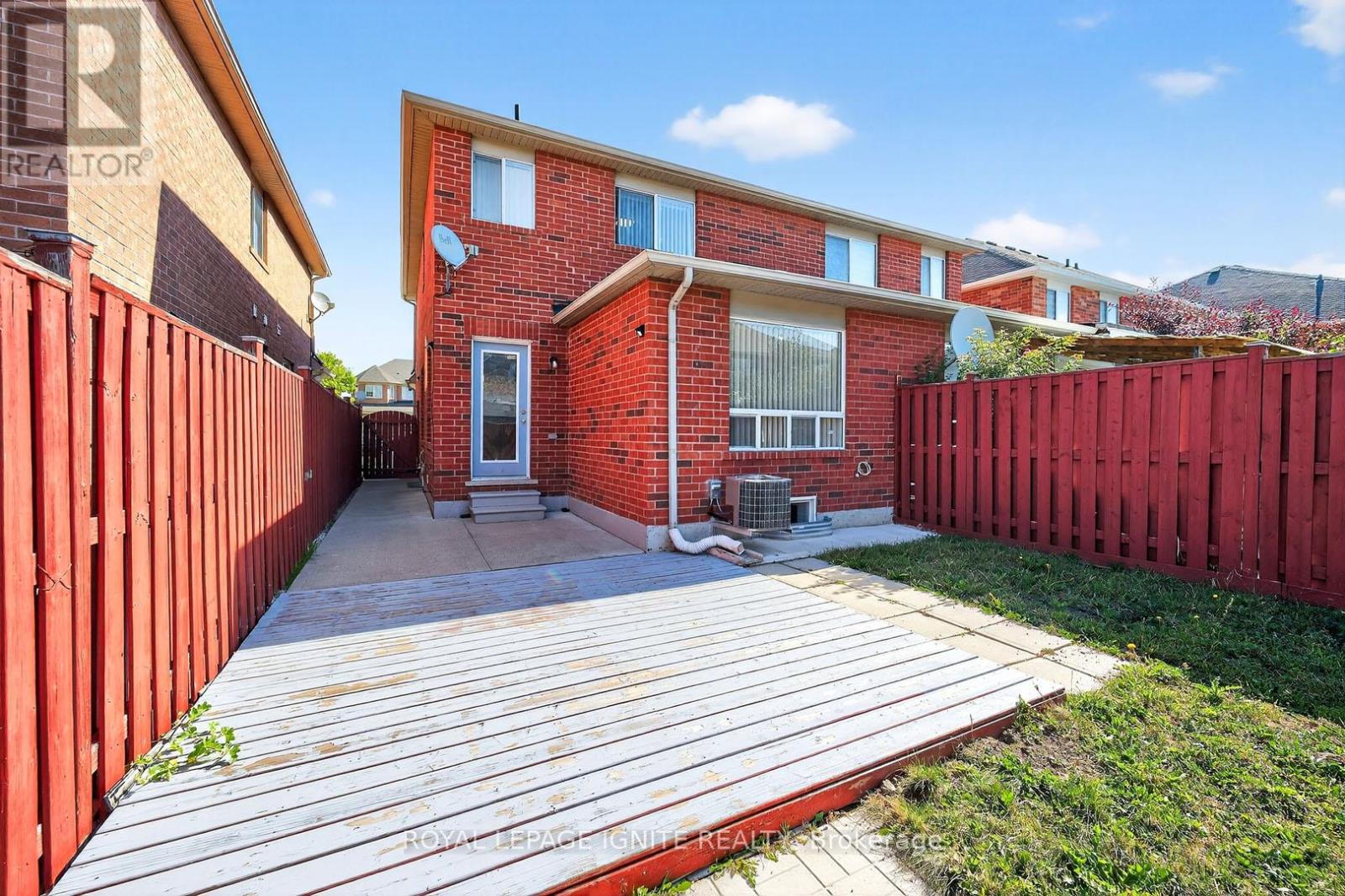 Photo 34 of 74 Dwyer Drive, Brampton ON