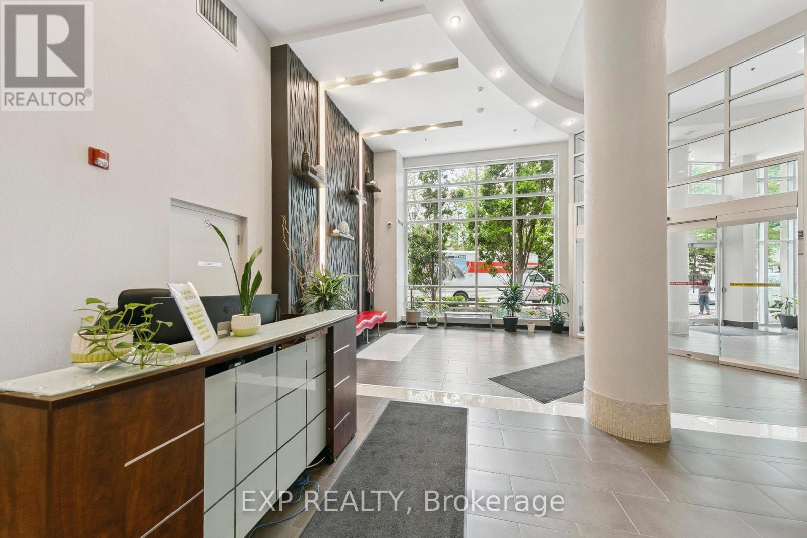 Photo 10 of 2603 70 Absolute Avenue, Mississauga ON