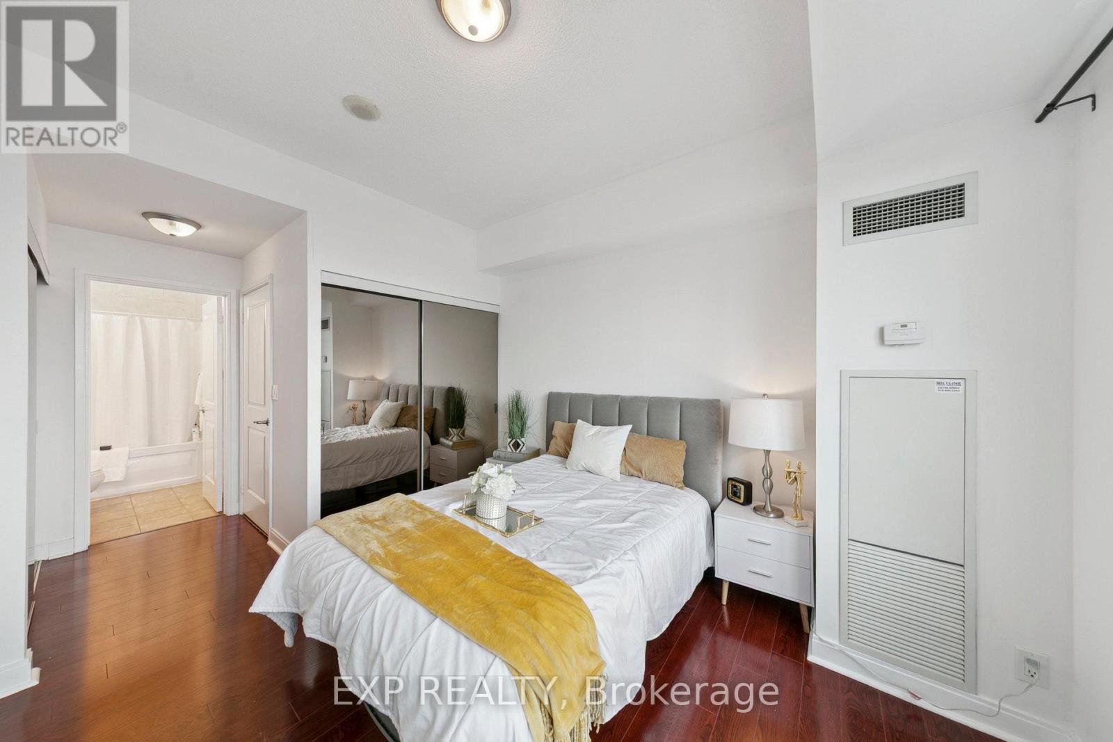 Photo 23 of 2603 70 Absolute Avenue, Mississauga ON