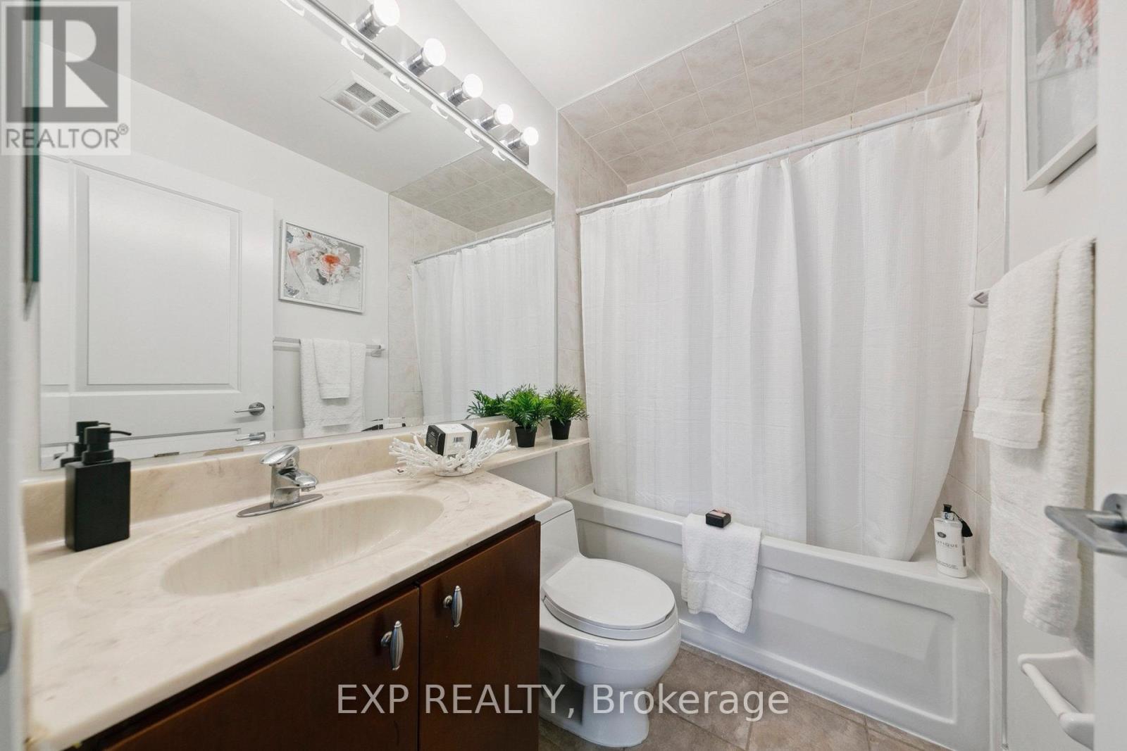 Photo 24 of 2603 70 Absolute Avenue, Mississauga ON