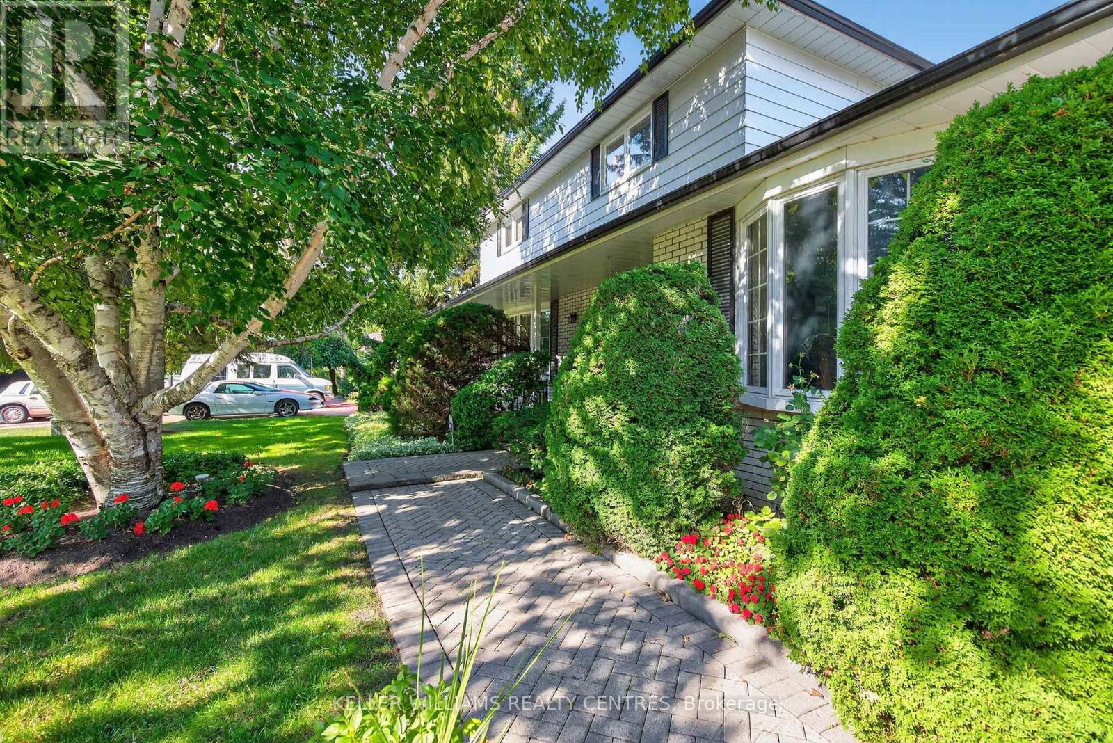 Photo 1 of 57 Hillside Drive, Brampton ON