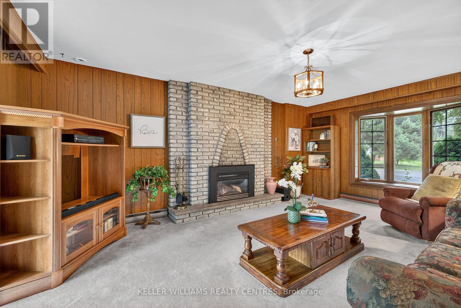 Photo 20 of 57 Hillside Drive, Brampton ON