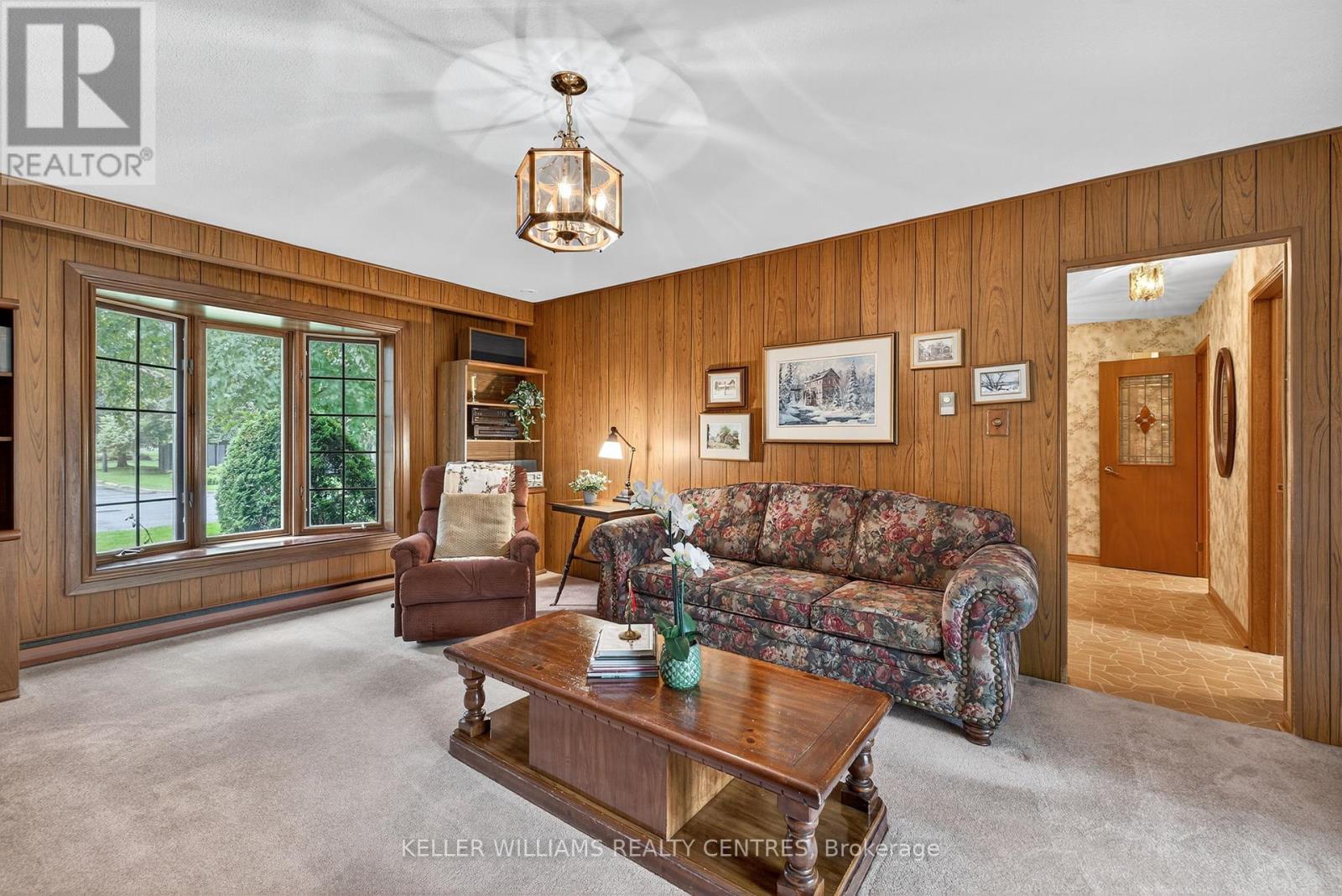 Photo 21 of 57 Hillside Drive, Brampton ON