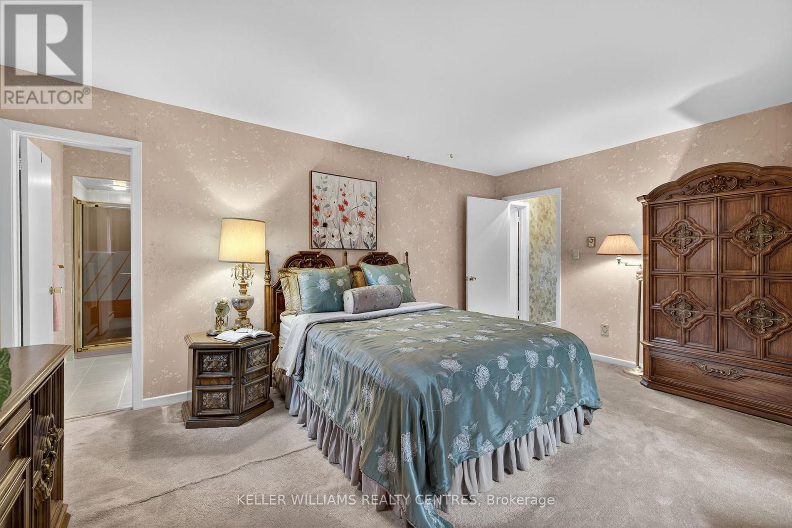 Photo 31 of 57 Hillside Drive, Brampton ON