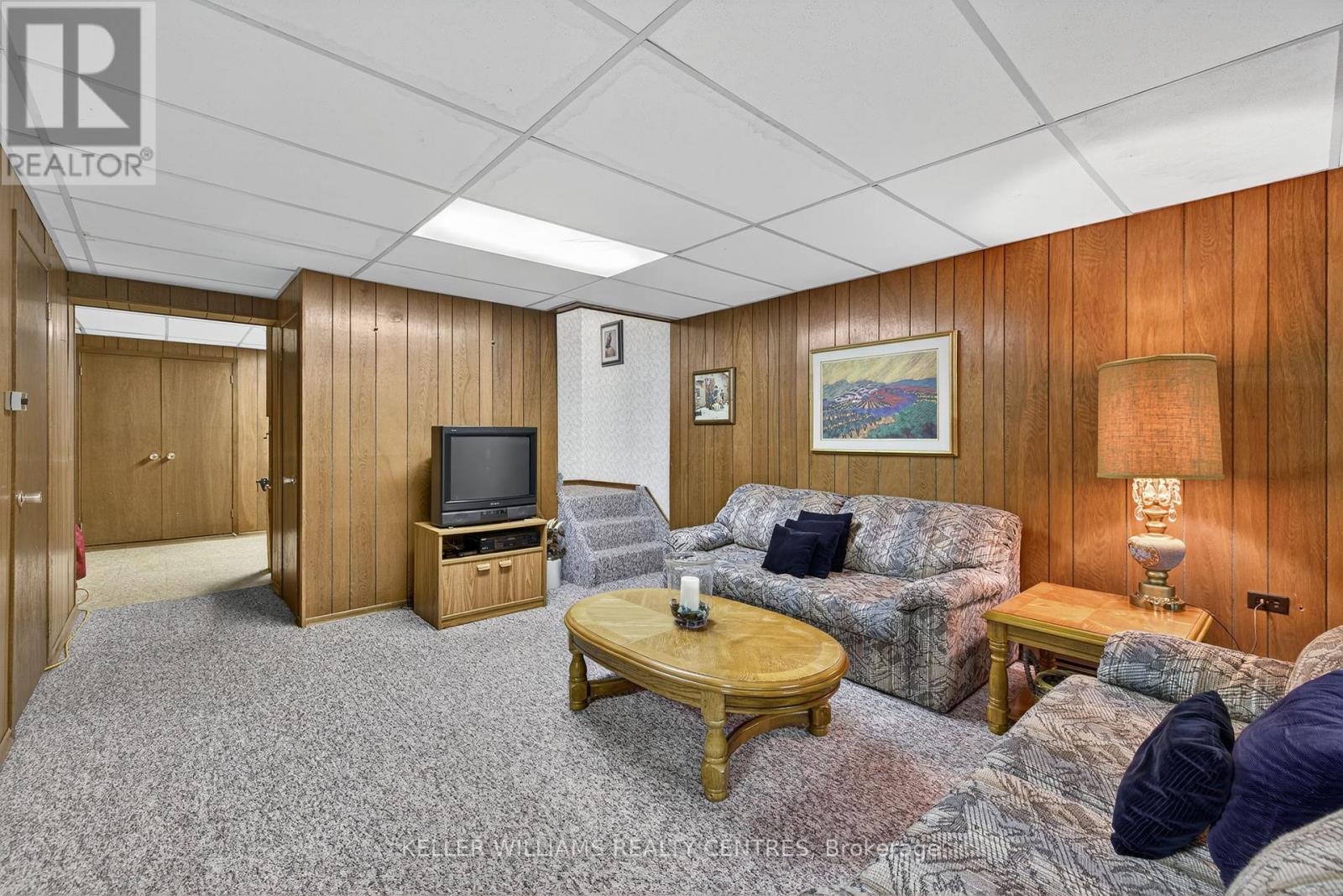 Photo 35 of 57 Hillside Drive, Brampton ON