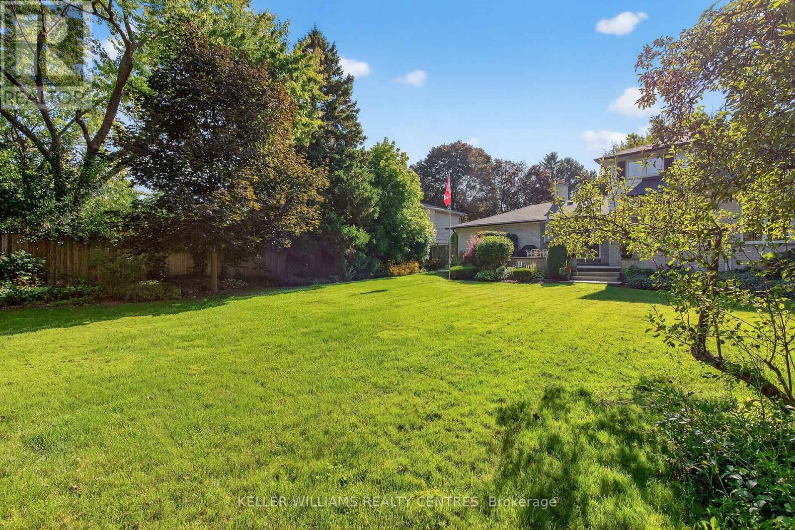 Photo 42 of 57 Hillside Drive, Brampton ON