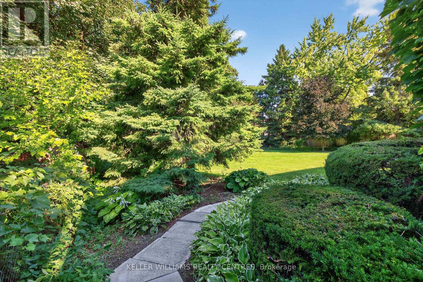 Photo 44 of 57 Hillside Drive, Brampton ON