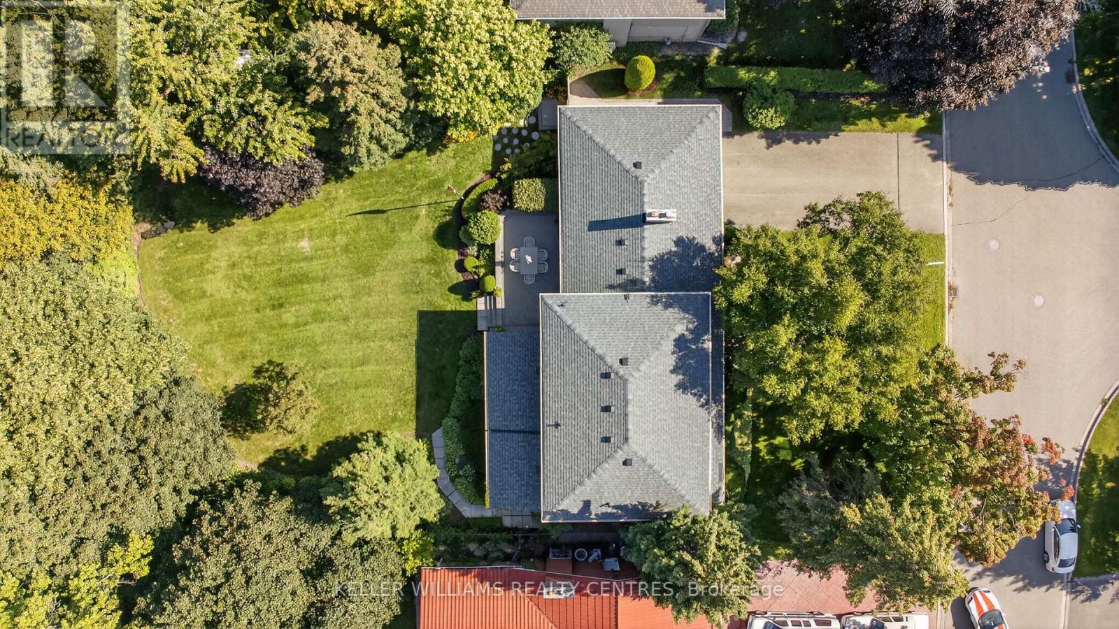 Photo 49 of 57 Hillside Drive, Brampton ON