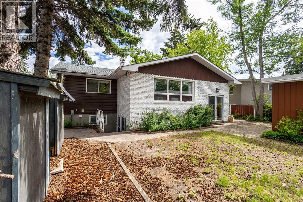Photo 41 of 3151 Upper Place Nw, Calgary AB
