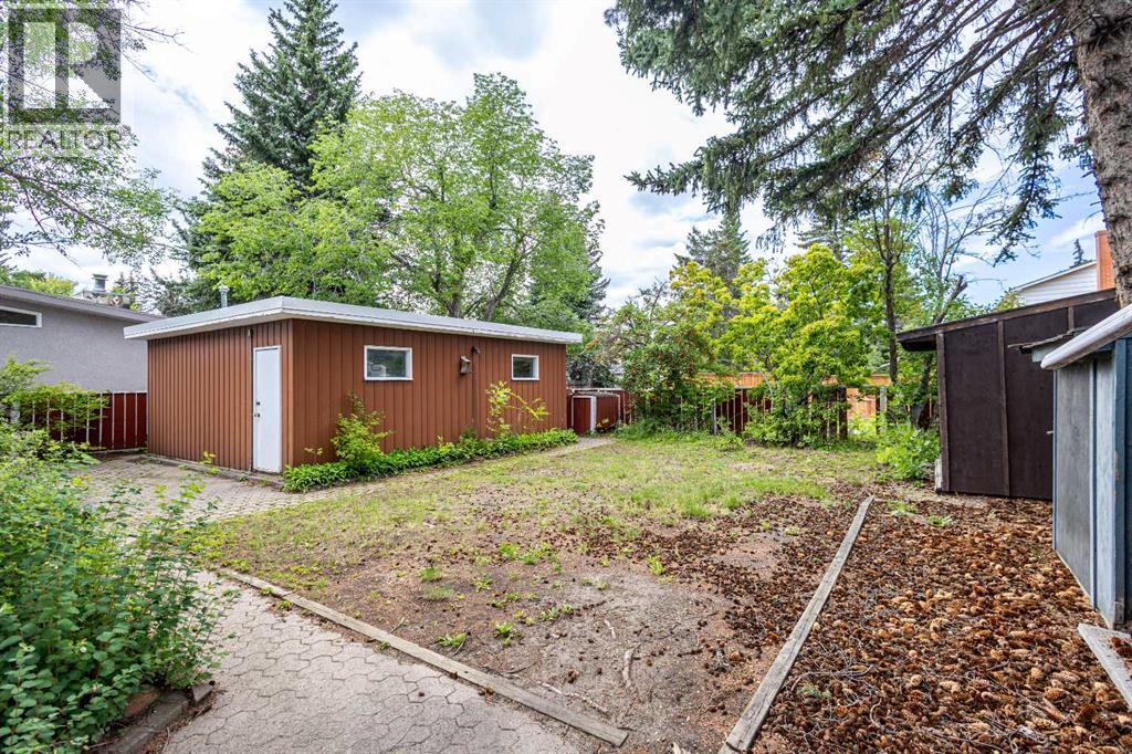 Photo 36 of 3151 Upper Place Nw, Calgary AB