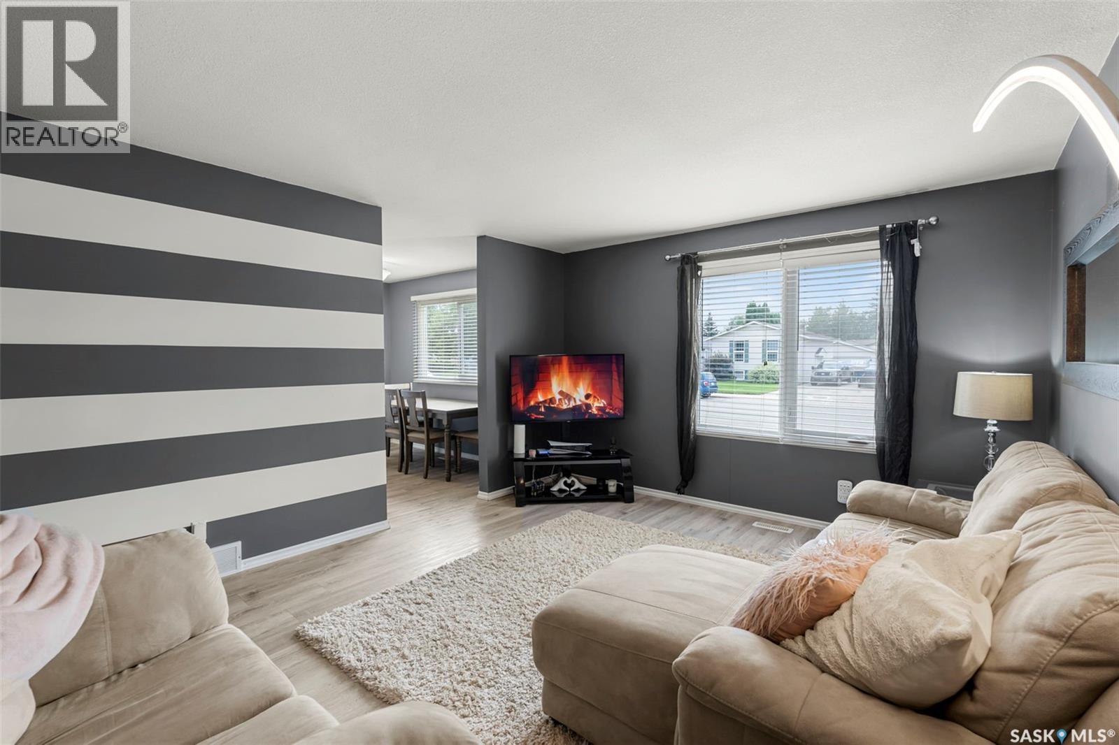 Photo 9 of 233 Boychuk Drive, Saskatoon SK